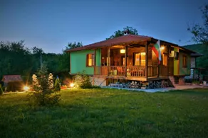 Riverfront/House By The River - Image 2