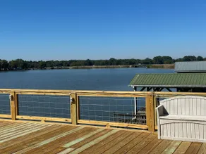 Deep Water Lake House - Image 4