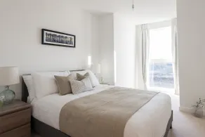 LUXURY 2Bed & 2Bath Apartment Next to London Museum - Image 5