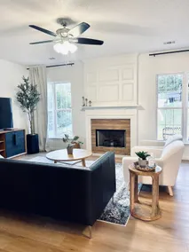 Beautiful home in the Heart of Five Forks, Simpsonville! - Image 2