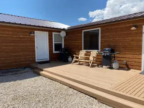 Peaceful Cabin Near The River - 2 Bedroom - Image 2