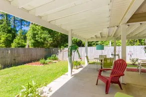 BreezeBluInn, Fenced yard, Luv Dogs,People ok too - Image 3