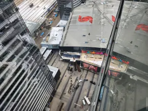 DT Toronto 1BR Condo beside Scotiabank Arena - Image 3