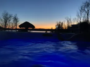 Lake house with private pool and resort amenities - Image 4
