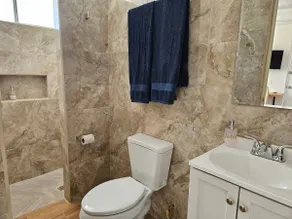 #7 Tampico Apartment - Image 4