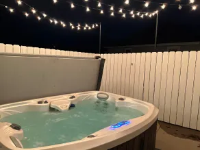 Downtown Cottage with Hot Tub - Image 3