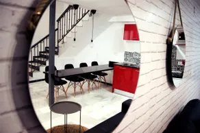 Fabulous Loft Historic Center Parking available - Image 3