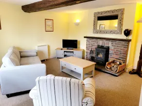 One Bed Ground Floor Apartment- Great Getaway - Image 2