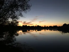 Sunset Pond Retreat - Image 2
