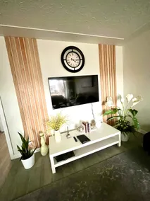 Sam-G Guesthouse Main Suite | Sleeps 6 - Image 5