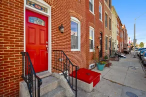 Hottest Spot in Downtown Baltimore/Little Italy - Image 3