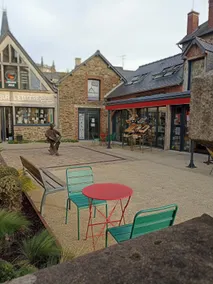 Charming studio in the town center - Image 2