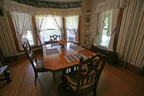 Arkville Manor Guest House - Image 5