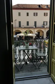 Apartment Pertinace Old Town Alba - Image 5
