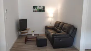Renovated apartment with two beautiful bedrooms. - Image 3