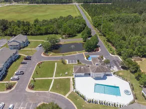 Colony Club - Image 2