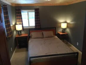 Parking, Walk to Town, King Bed - The Cable Cabin - Image 3
