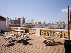 Numa | 1 Bedroom Apartment w/Sofa Bed in Barcelona - Image 3