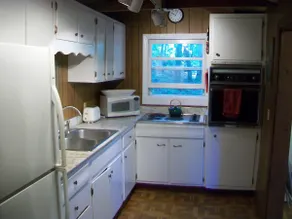 Bears' Crossing Cabin - Image 5