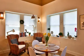 ★Chic Loft w/ Indoor Pergola & Lots of Space - Image 3