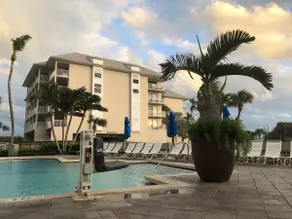 Island living in Marriott resort. Beachfront, golf - Image 3