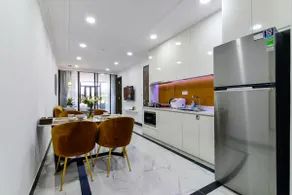 Central Apartment in Da Lat | Beautiful View, Kitchen & Balcony - Image 3