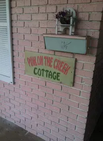 “Pink on the Creek”Guest House - Image 2