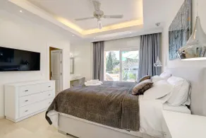 Beautiful 4 Bed Villa ⭐ Heated Pool ⭐ 650m Beach & Dunas de Artola - Image 3