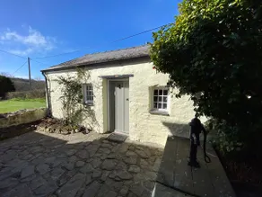 Cosy Cottage Close to the Beach - Image 2