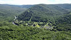 Spacious Cabin in Bemis, WV sleeps 10 w/wifi - Image 2