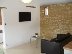 Mole Hole - Image 5