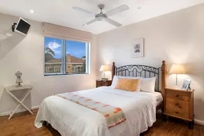Admirals View 2 bedroom Apartment - Situated on ‘The Strand’, Williamtown’s best street, with bike and walking paths along waterfront. - Image 3