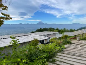 A house that is perfect for families who want to enjoy Hottarakashi Onsen and play in the fruit park, and where you can also walk the host dog, Minmin - Image 5
