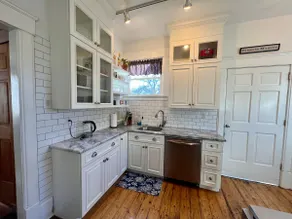 Historic Charmer Walking Distance from Downtown - Image 5