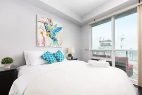 ModernLuxuryHighrise w/Parking - Maple Leaf Square - Image 3