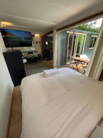 Superb Cabin*JACUZZI*GARDEN*AIR CONDITIONING*WIFI*PARKING - Image 5