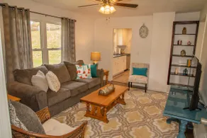 Burnsville Country Cottage - Image 5