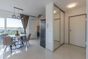Coco maison apartment with large terrace - Image 5