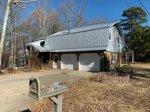 The Ridge Cabin Guntersville AL Family & Fishing - Image 2