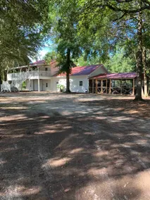 Farm House Lodge at Natural Gathering Grounds - Image 2
