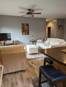 Willow Pond Retreat - Image 2