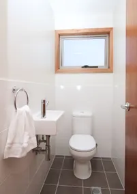 Perfect for a Family Stay, Townhouse 5 with yard - Image 4