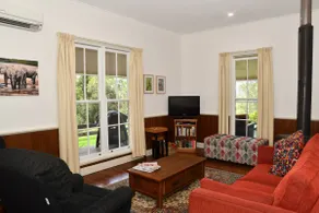 Fernridge Farm Cottage - Image 5