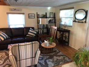 Holly Ridge Cottage - Image 2