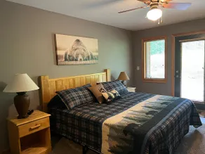 Golf Cart available! Gorgeous Golf & Lake Condo with heated pool - Image 5