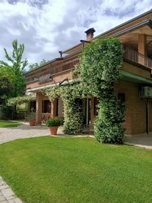 Brick Red ~countryhouse~ Sulmona - Image 4