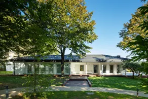 70's wood house - Image 3
