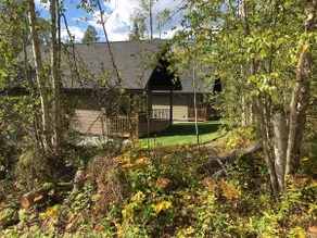 Chris’s Country Cabins - Black Bear Cabin - Image 2