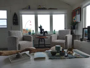 Oceanfront Loft Getaway - Image 2