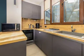 Beautiful 1BD Flat with a parking spot in the city centre - Image 3